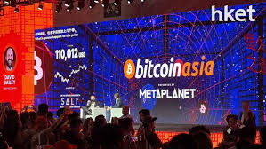 BitcoinAsia｜特朗普次子Eric Trump現身香港如搖滾巨星迫爆會展豪言「賣腎都要買」、談習特會即變小心